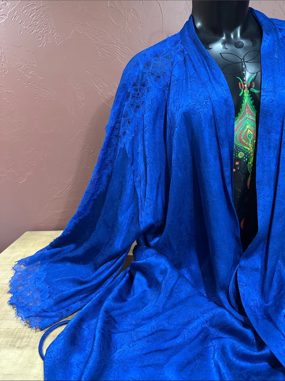 Victoria's Secret Lace Robe [royal blue]